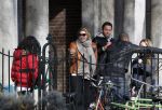 Amsterdam 16 maart 2010
Doutzen Kroes in Amsterdam. Haar vriend Sunnery James komt bij het amerikaanse consulaat blij naar buiten omdat een werkvisum voor Amerika heeft gekregen.
Peter Smulders bv