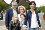 Kaatsheuvel 2 augustus 2009
Premiere show in de efteling. Ed v Tijn met vrouw en kleinkinderen
Peter Smulders bv