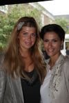 Naarden Vesting, 7 Juni 2009
Perspresentatie van nieuwe produkten Jan des Bouvries en Monique des Bouvrie en Paul Fagel in het Arsenaal.
Estelle Gulli met Kristina Bazilovic
Foto Peter Smulders BV