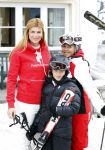 Zurs 22 februari 2010
Estelle Guliit opp vakantie met haar kinderen Joelle en Maxim.
Peter Smulders bv