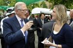 Breukelen 17 juni 2009
Haringparty op Neijenrode. Pieter v Vollenhoven met Evelyne Westerman
Peter Smulders bv