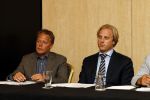 Amsterdam 1 juli 2009
Robert Schoemacher en zijn vader Matthijs tijdens persconferentie in het hilton hotel waar ze bekendmaken dat de familie Malenstein van de Bergmann kliniek 
hun kliniek overgenomen heeft.  Wel blijven ze werken voor hen.
Peter Smulders bv