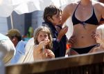 Saint Tropez 31 juli 2009
Danielle Overgaag Oerlemans met dochter Kate  Thijmen Fiene en benjamin op vakantie op saint Tropez.
Peter Smulders bv