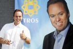 Hilversum 30 juni 2009
Feestje bij de Tros ivm record aantal leden van ruim 450.000. Frans Bauer
Peter Smuldrs bv