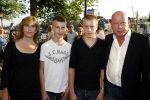 Amsterdam 6 augustus 2009
Premiere circus Stiletto in Carre. Frits Wester met vrouw en kinderen
Peter Smulders bv