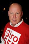 Hilversum 21 januari 2010
Rtl SBS en de NOS hebben samen een tv programma en aktie in elkaar gedraaid om zoveel mogelijk geld op te halen voor giro 55 ten bate van Haiti. Frits Wester
Peter Smulders bv