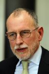 Soestdijk 8 maart 2010
Presentatie boek Annejet v Zijl over prins Bernhard op paleis soestdijk. Cees Fasseur Hans Blom Geert Mak en Philip Freriks zijn aanwezig om het boek te bespreken.
Peter Smulders bv