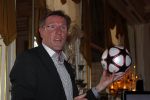 Zeist 26 januari 2010
Hans v Breukelen presenteert nieuw bedrijf in samenwerking met topsporters in slot zeist.
Peter Smulders bv