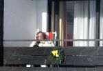Oberlech 22 februari 2010
Ivo Niehe geniet van het zonnetje op het terras van zijn hotel.
Peter Smulders bv