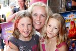 Amsterdam 4 juli 2009
Premiere van Mega Mindy in Tuschinski. Jacqueline de Bruijn met kinderen
Peter Smulders bv