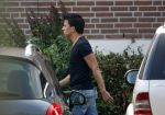 Volendam 2 juli 2009
Jan Smit met audi a8 op stap in Volendam. Jan Smit met witte Roos die hij bij de zus van Yolanthe in Hilversum afgeeft
Peter Smulders bv