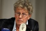 Naarden Vesting 11 maart 2010
Jan des Bouvrie geeft bij het arsenaal een persconferentie inzake zijn arrestatie door de politie.
Peter Smulders bv