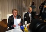 Naarden Vesting 11 maart 2010
Jan des Bouvrie geeft bij het arsenaal een persconferentie inzake zijn arrestatie door de politie.
Peter Smulders bv