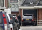 Amsterdam 17 februari 2010
Jeroen Kool rijdt in de Range Rover van Connie Breukhoven naar zijn huis toe.
Peter Smulders bv