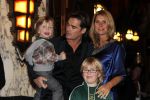 Amsterdam 30 januari 2010
Premiere de prinses en de kikker in Tuschinski. Jeroen v d Boom met vrouw en kinderen
Peter Smulders bv