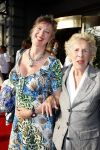 Amsterdam 6 augustus 2009
Premiere circus Stiletto in Carre. Jetty Pearl met dochter
Peter Smulders bv