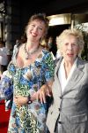 Amsterdam 6 augustus 2009
Premiere circus Stiletto in Carre. Jetty Pearl met dochter
Peter Smulders bv