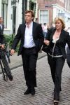 Amsterdam, 27 Juni 2009
Begrafenis Bolle Jan ( Jan Froger
John de Mol Jr. met zijn vriendin
Foto Peter Smulders BV