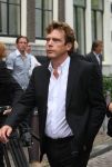 Amsterdam, 27 Juni 2009
Begrafenis Bolle Jan ( Jan Froger
John de Mol Jr. met zijn vriendin
Foto Peter Smulders BV