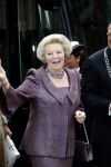Apeldoorn 6 juni 2009
De koninklijke familie bezoekt paleis het Loo een maand na de aanslag. Koningin Beatrix
Peter Smulders bv