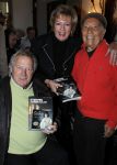 Leiden 19 januari 2010
Presenatie boek van de zangeres zonder naam geschreven door Ben Holthuis en de nieuwe cd. Koos Alberts met Johnny Hoes en Ria Valk
Peter Smulders bv