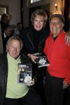 Leiden 19 januari 2010
Presenatie boek van de zangeres zonder naam geschreven door Ben Holthuis en de nieuwe cd. Koos Alberts met Johnny Hoes en Ria Valk
Peter Smulders bv