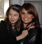 Amsterdam 14 januari 2010
Marc en Leontine Borsato bij voorstelling mama mia in carre met hun kinderen Jada Senna en Luca.
Peter Smulders bv