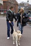 Huizen 13 maart 2010
Jeroen Rietbergen en Linda de Mol met de honden van Linda 
Peter Smulders bv