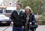 Huizen 13 maart 2010
Jeroen Rietbergen en Linda de Mol met de honden van Linda 
Peter Smulders bv