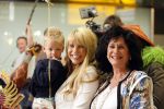 Schiphol 19 juni 2009
Opnames Gooische vrouwen op schiphol met Linda de Mol en Peter Paul Muller.
Peter Smulders bv