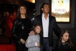 Amsterdam 14 januari 2010
Marc en Leontine Borsato bij voorstelling mama mia in carre met hun kinderen Jada Senna en Luca.
Peter Smulders bv