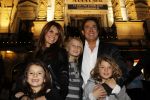 Amsterdam 14 januari 2010
Marc en Leontine Borsato bij voorstelling mama mia in carre met hun kinderen Jada Senna en Luca.
Peter Smulders bv
