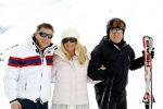 Blatten 23 februari 2010
Marco en Leontien Borsato op skivakantie met hun kinderen Luca Senna en Jada. Ook Armando Vanessa en Chiara Borsato zijn erbij . Moeder Mary was er ook bij.
Peter Smulders bv