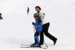 Blatten 23 februari 2010
Marco en Leontien Borsato op skivakantie met hun kinderen Luca Senna en Jada. Ook Armando Vanessa en Chiara Borsato zijn erbij . Moeder Mary was er ook bij.
Peter Smulders bv