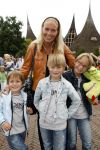 Kaatsheuvel 2 augustus 2009
Premiere show in de efteling. Mariska Bauer met Jan Christiaan en Frans jr
Peter Smulders bv