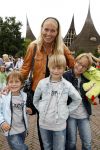 Kaatsheuvel 2 augustus 2009
Premiere show in de efteling. Mariska Bauer met Jan Christiaan en Frans jr
Peter Smulders bv