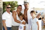 Ibiza 9 juli 2009
Gary Dourdan van CSI miami  met Maxim Gullit en Robert Halewijn op het strand bij Blue Marlin.
Peter Smulders bv