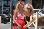 Cannes, 18 Juli 2009
Patricia Paay met haar dochter Christina Curry shoppend, wandelend en tijdens de lunch.
Foto Peter Smulders BV
