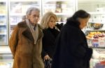 Amsterdam 20 januari 2010
Patricia Paay doet met bril boodschappen op de cornelis schuytstraat.
Peter Smulders bv