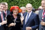 Breukelen 17 juni 2009
Haringparty op Neijenrode. Pieter v Vollenhoven met Erica Terpstra
Peter Smulders bv