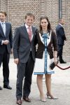 Apeldoorn 6 juni 2009
De koninklijke familie bezoekt paleis het Loo een maand na de aanslag. Prins Pieter Christiaan en Prinses Anita
Peter Smulders bv