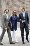 Apeldoorn 6 juni 2009
De koninklijke familie bezoekt paleis het Loo een maand na de aanslag. Prins Floris Prinses Annette en Prins Bernhard jr
Peter Smulders bv