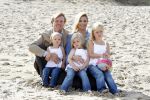 Wassenaar 20 juli 2009
Fotouurtje met Prins Willem Alexander, Prinses Maxima, Prinses Amalia, Prinses Alexia en Prinses Ariane op het strand van Wassenaar