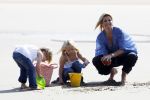 Wassenaar 20 juli 2009
Fotouurtje met Prins Willem Alexander, Prinses Maxima, Prinses Amalia, Prinses Alexia en Prinses Ariane op het strand van Wassenaar