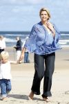 Wassenaar 20 juli 2009
Fotouurtje met Prins Willem Alexander, Prinses Maxima, Prinses Amalia, Prinses Alexia en Prinses Ariane op het strand van Wassenaar
