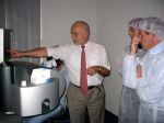 Zurich, 27 November 2006
Prof. Dr. Med Dr. Theo Seiler, wereldberoemd oogspecialist in gesprek met Nederlands oogchirurg Dr. Piet Meurs uit Eindhoven