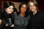 Hilversum 21 januari 2010
Rtl SBS en de NOS hebben samen een tv programma en aktie in elkaar gedraaid om zoveel mogelijk geld op te halen voor giro 55 ten bate van Haiti. Rachelle Roxeanne en Dr hazes jr
Peter Smulders bv