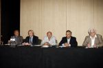 Amsterdam 1 juli 2009
Robert Schoemacher en zijn vader Matthijs tijdens persconferentie in het hilton hotel waar ze bekendmaken dat de familie Malenstein van de Bergmann kliniek 
hun kliniek overgenomen heeft.  Wel blijven ze werken voor hen.
Peter Smulders bv