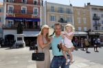 Sant Tropez 7 augustus 2009
Robert Claudia en Olivia Schoemacher op vakantie in sant Tropez.
Peter Smulders bv