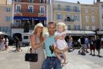 Sant Tropez 7 augustus 2009
Robert Claudia en Olivia Schoemacher op vakantie in sant Tropez.
Peter Smulders bv